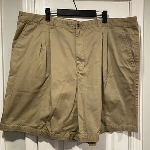 Farah Mens Size 46 Pleared Front Cotton Khaki Chino Shorts 9” Inseam